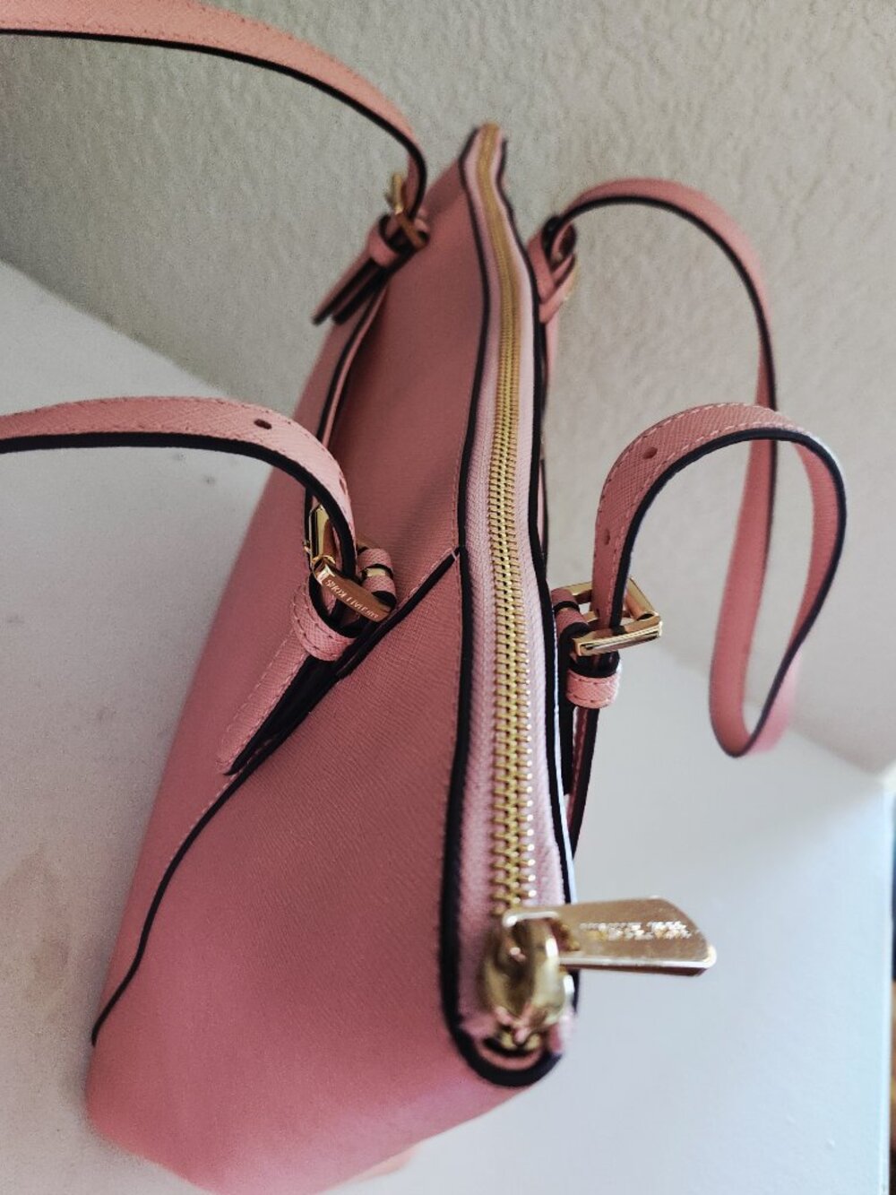 Like New Michael Kors Ciara Pink Shoulder Bag Tote Purse - Picture 13 of 16